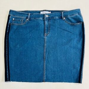 Torrid Side Ribbon Denim Mini Skirt 24